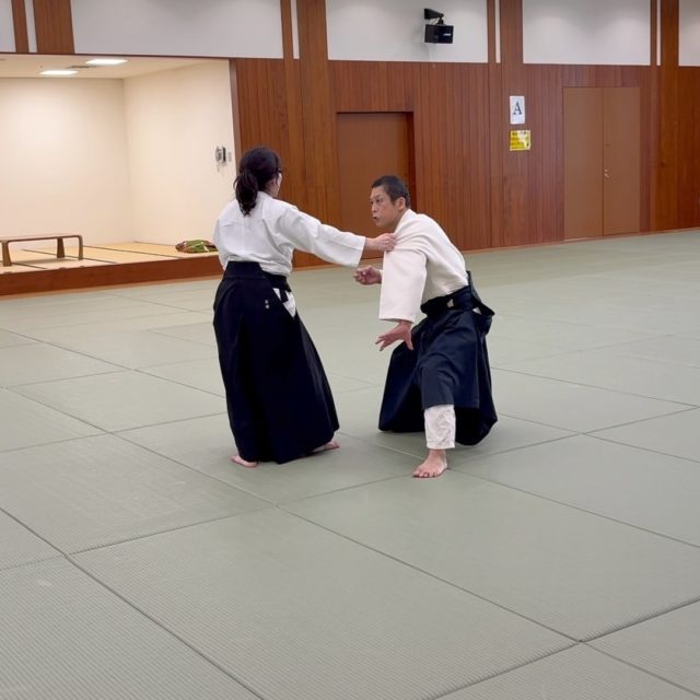 本日は合気会 本部道場 指導部長 入江嘉信師範に指導いただきました。大人だけでなく、子どもたちにも丁寧にご指導いただきとても勉強になりました😊  #合気道 #合気会 #東京 #田町 #港区 #武道 #初心者歓迎 #お稽古 #習いごと #女性 #男性 #小学生 #中学生 #港区スポーツセンター #aikido